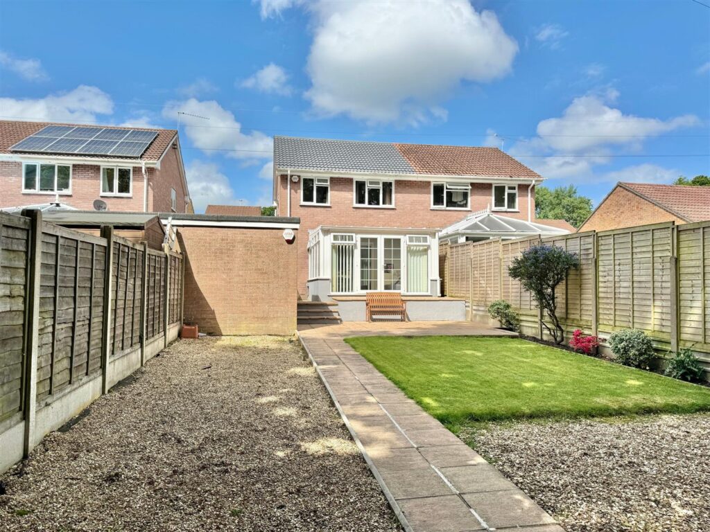 Redshank Close, Poole