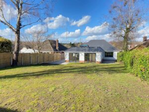 Kingsway, Ferndown