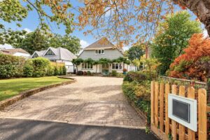 Chine Walk, West Parley, Ferndown